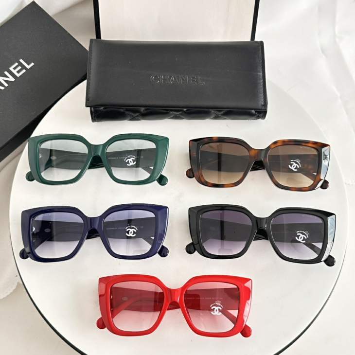 Picture of Chanel Sunglasses _SKUfw76772128fw